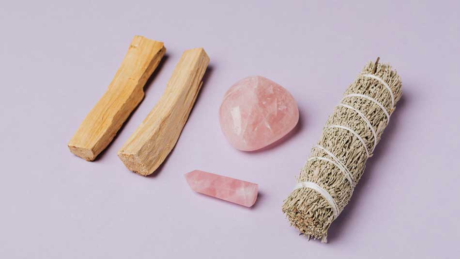 Cleansing of Rose Quartz crystals 