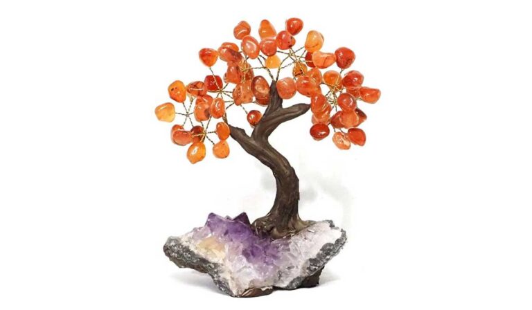 Amethyst and Carnelian: How to Harness the Benefits