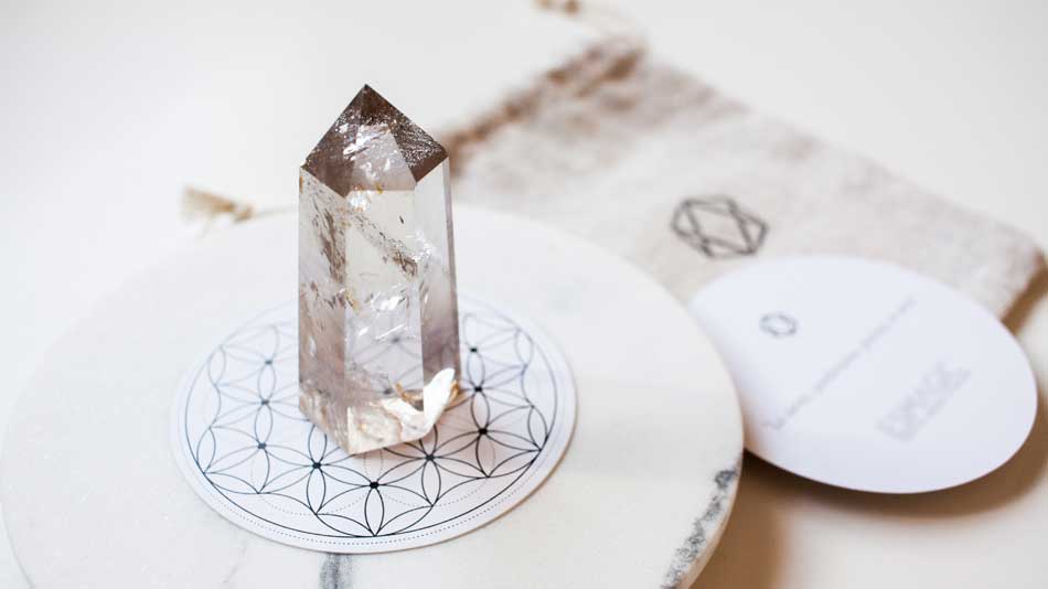 Quartz crystal point