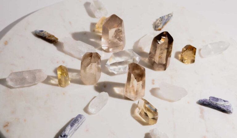 How to Set Up a Crystal Grid